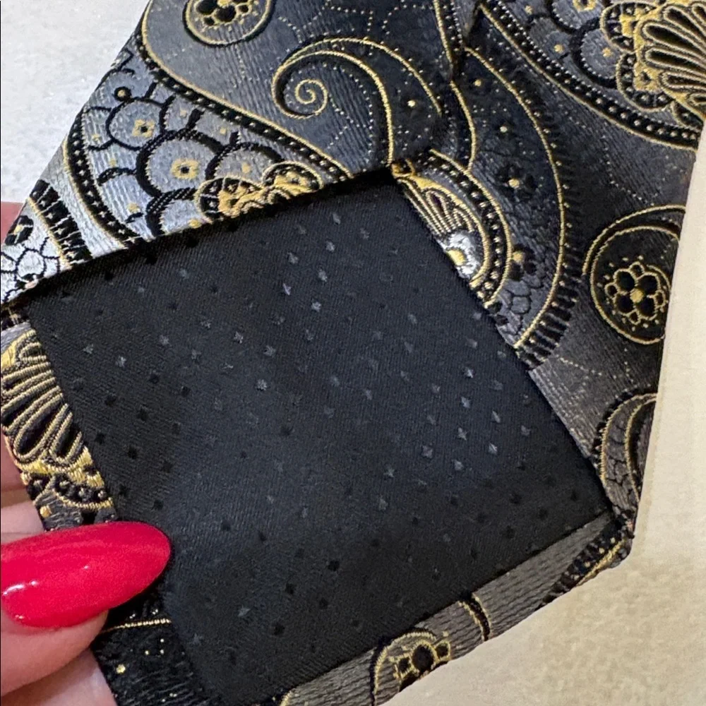 Mario Ferrari Paisley Men's Tie in Black gray Golden yellow SILK NWOT